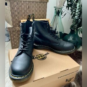 DR. MARTENS Pascal 1460 women’s ( unisex) boots